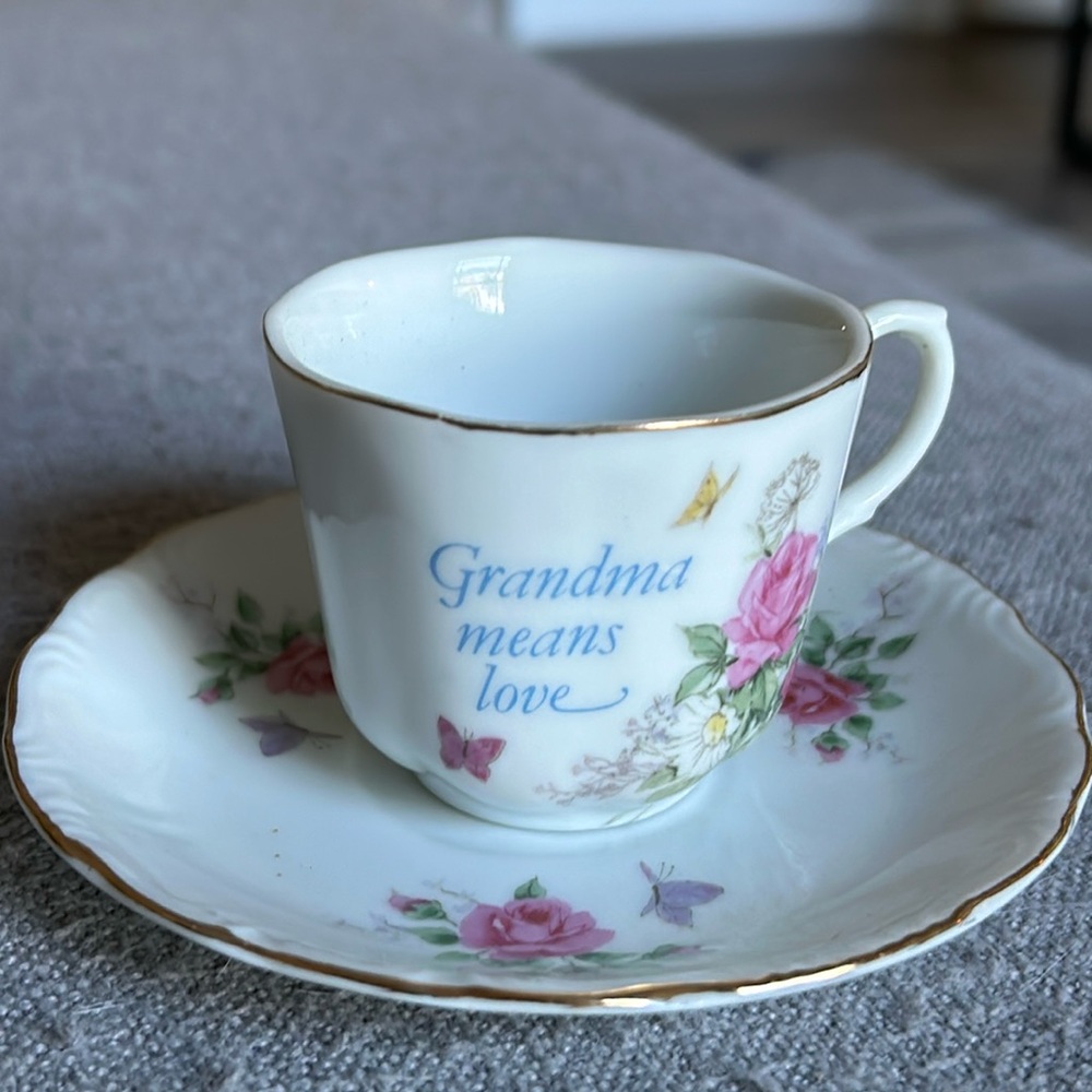 Napco tea cup in Rose bud pattern
